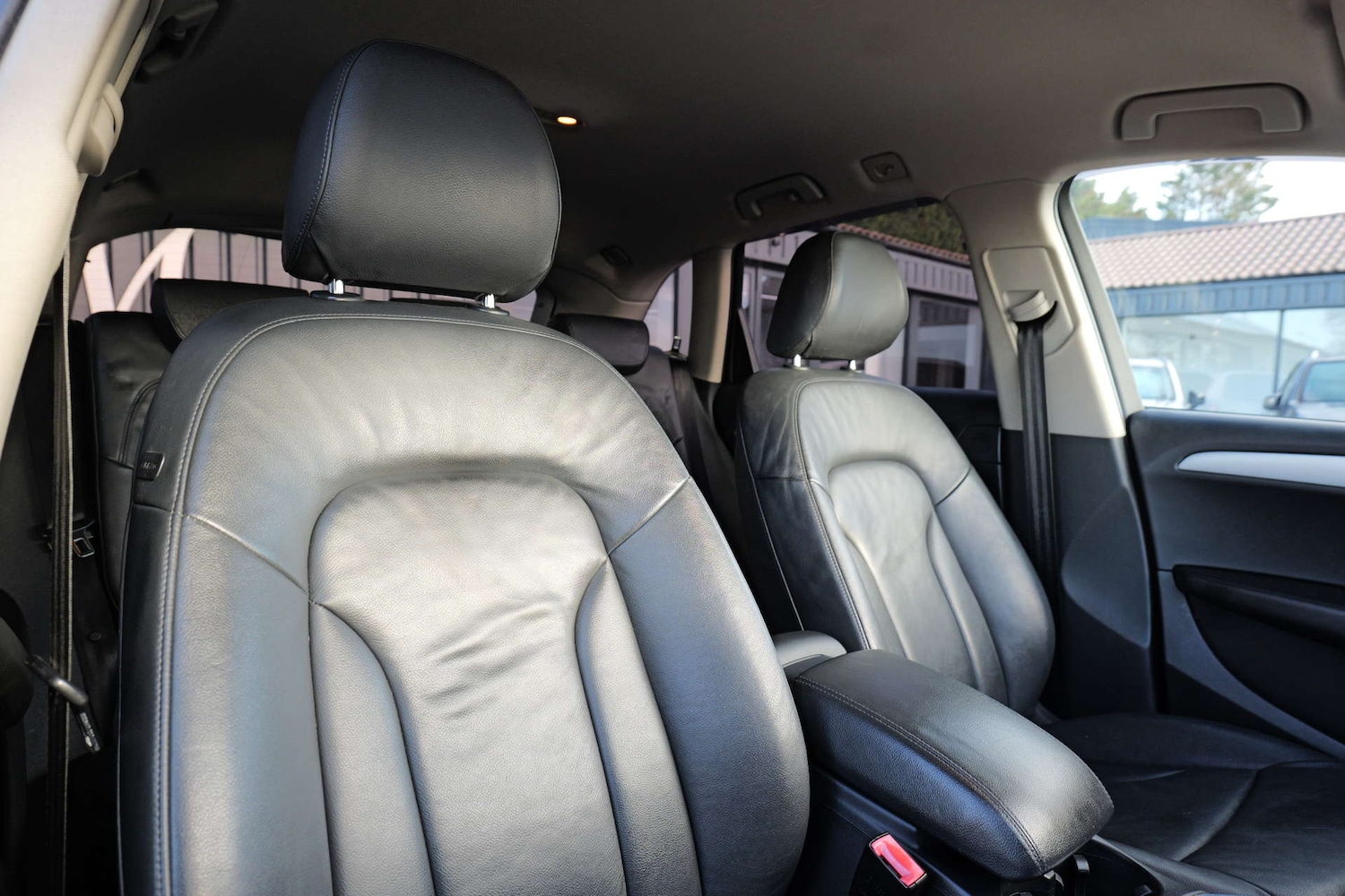 Used Audi Q5 2010 for sale - 76544291: Photo 19