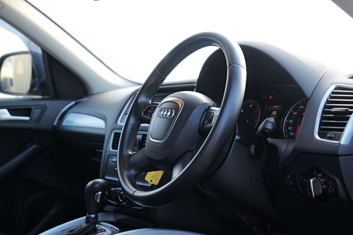 Used Audi Q5 2010 for sale - 76544291: Photo 21