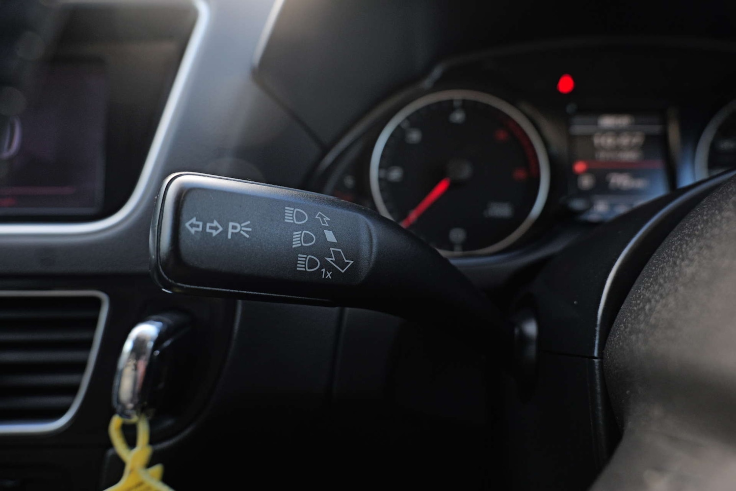 Used Audi Q5 2010 for sale - 76544291: Photo 27