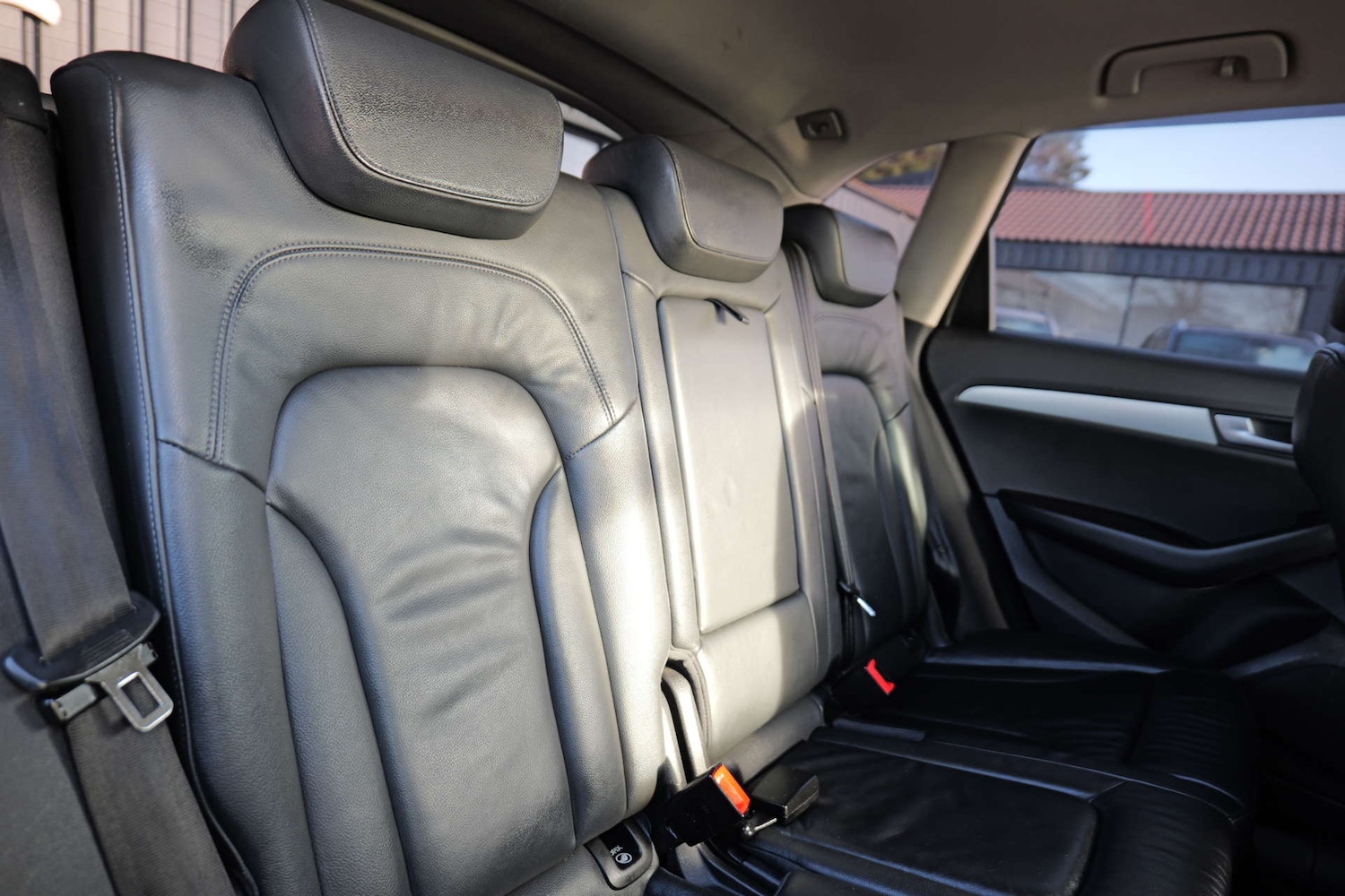 Used Audi Q5 2010 for sale - 76544291: Photo 39