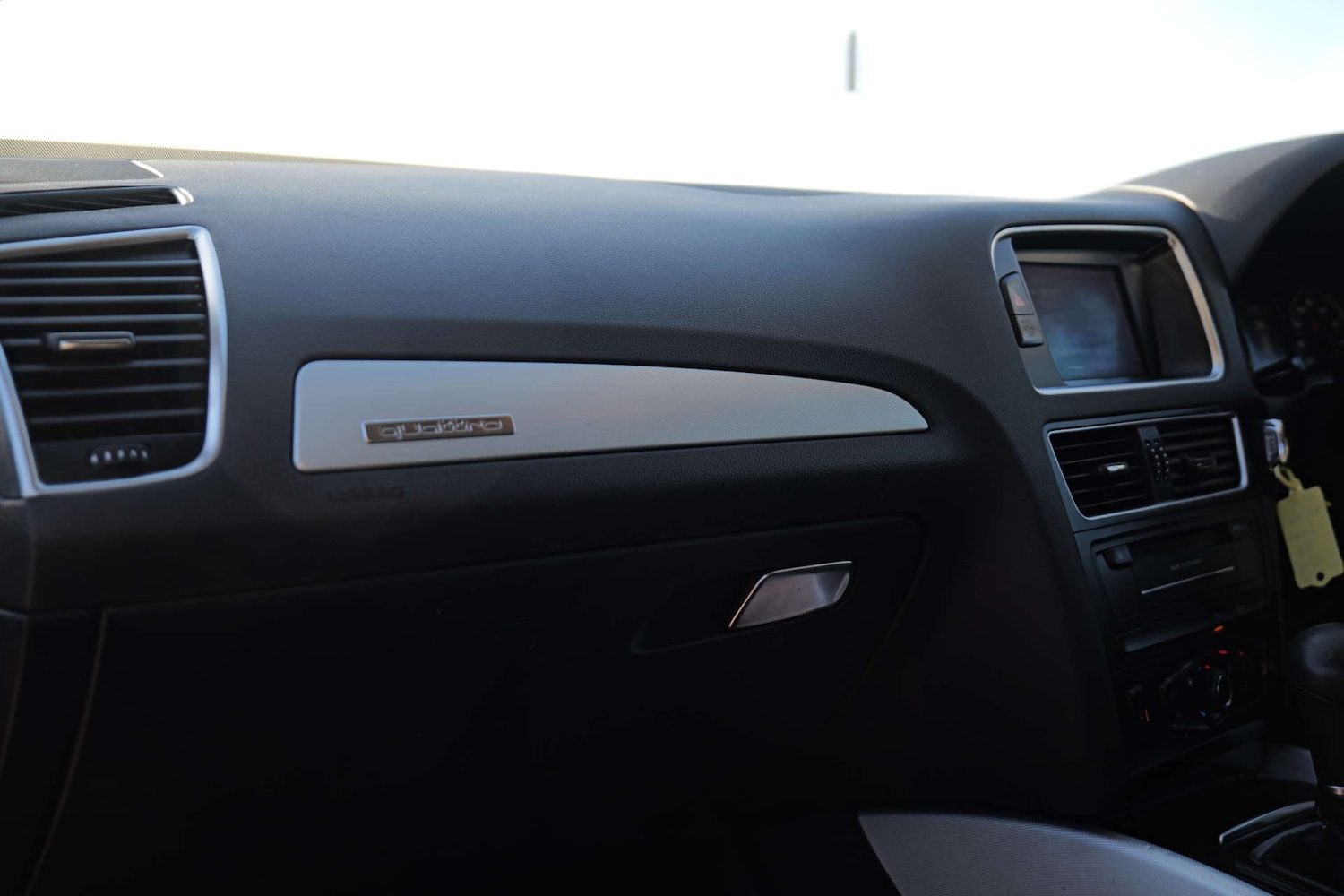 Used Audi Q5 2010 for sale - 76544291: Photo 59