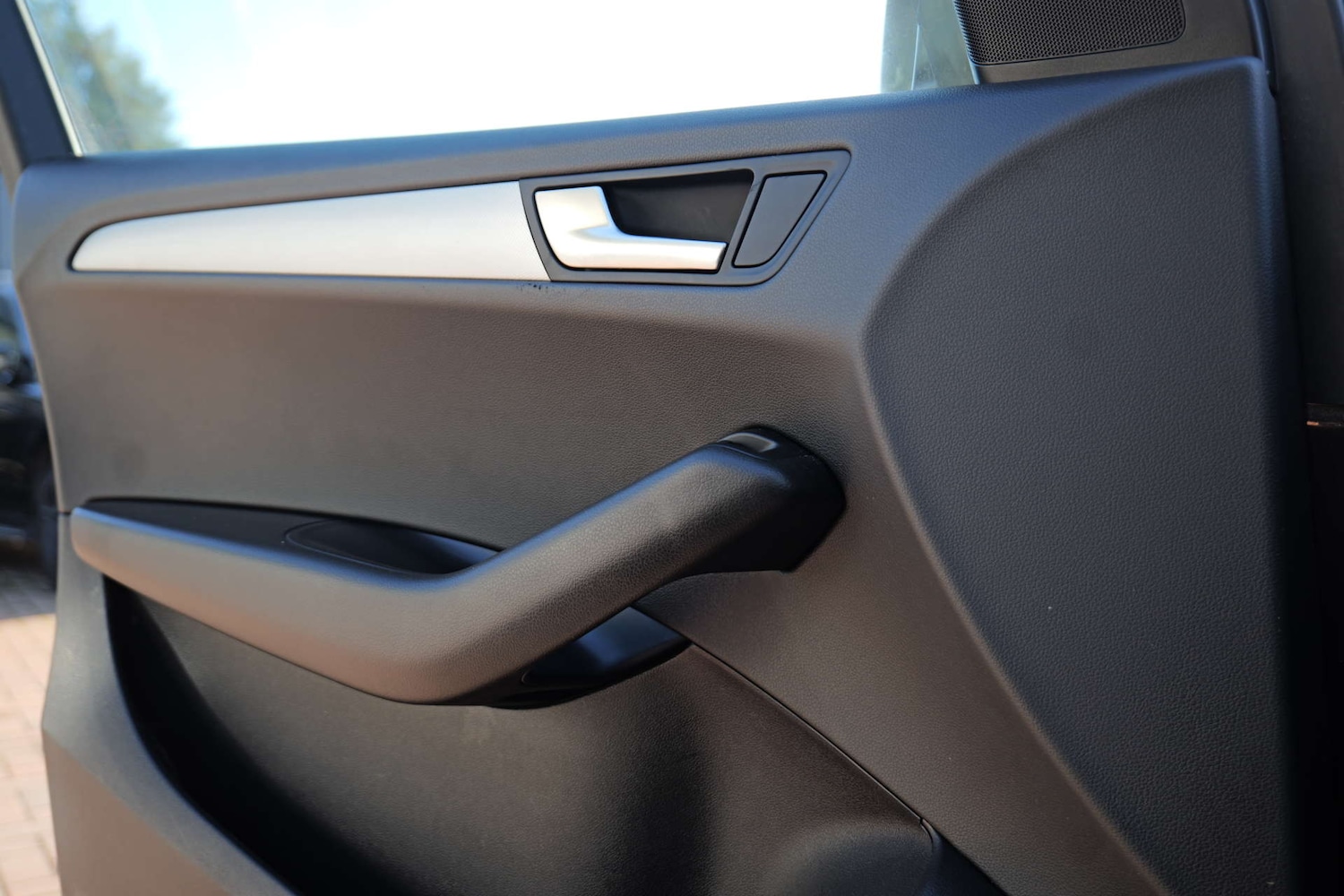 Used Audi Q5 2010 for sale - 76544291: Photo 61