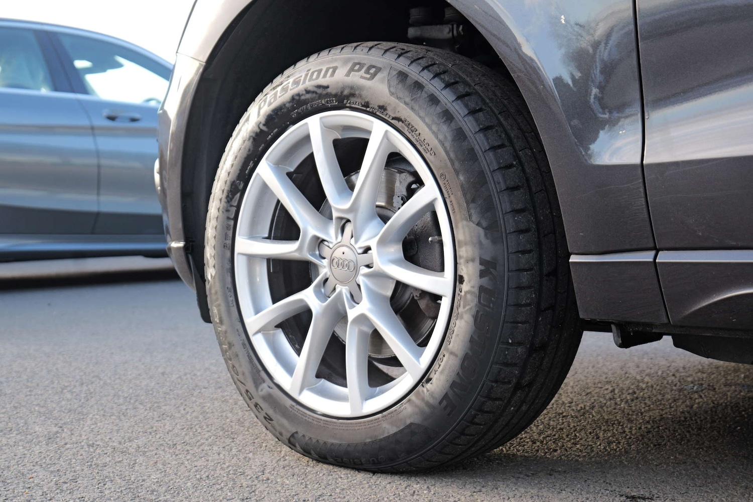 Used Audi Q5 2010 for sale - 76544291: Photo 65