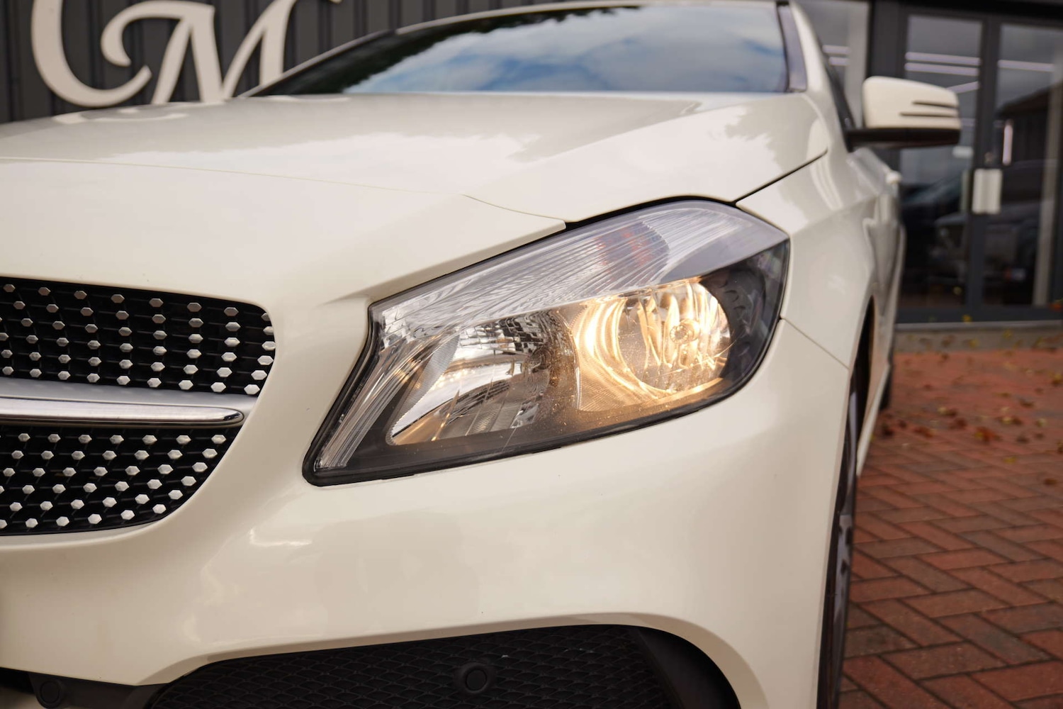 Used Mercedes-Benz A-Class 2017 for sale - 76449773: Photo 4