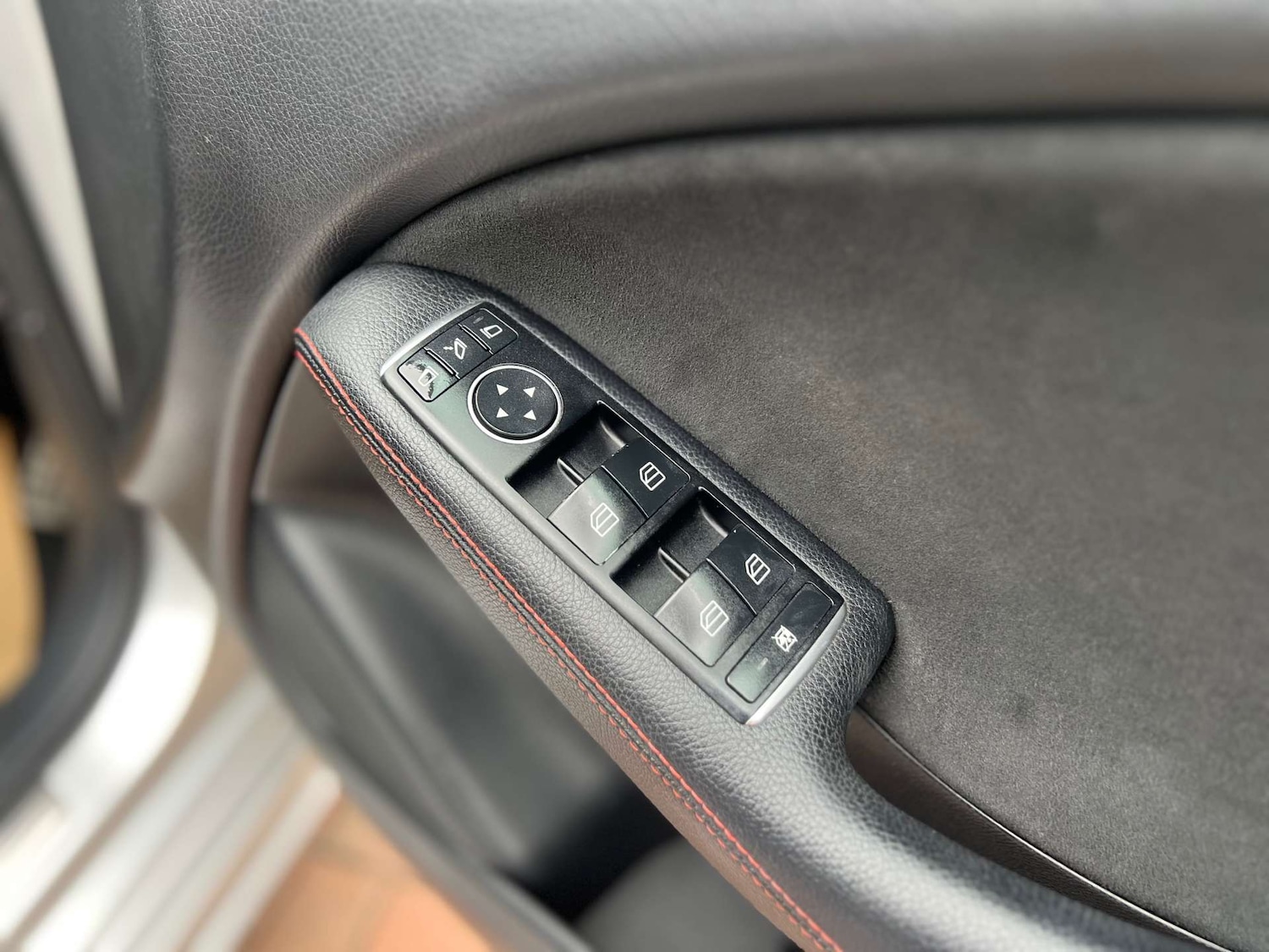 Used Mercedes-Benz B Class 2017 for sale - 76275285: Photo 25