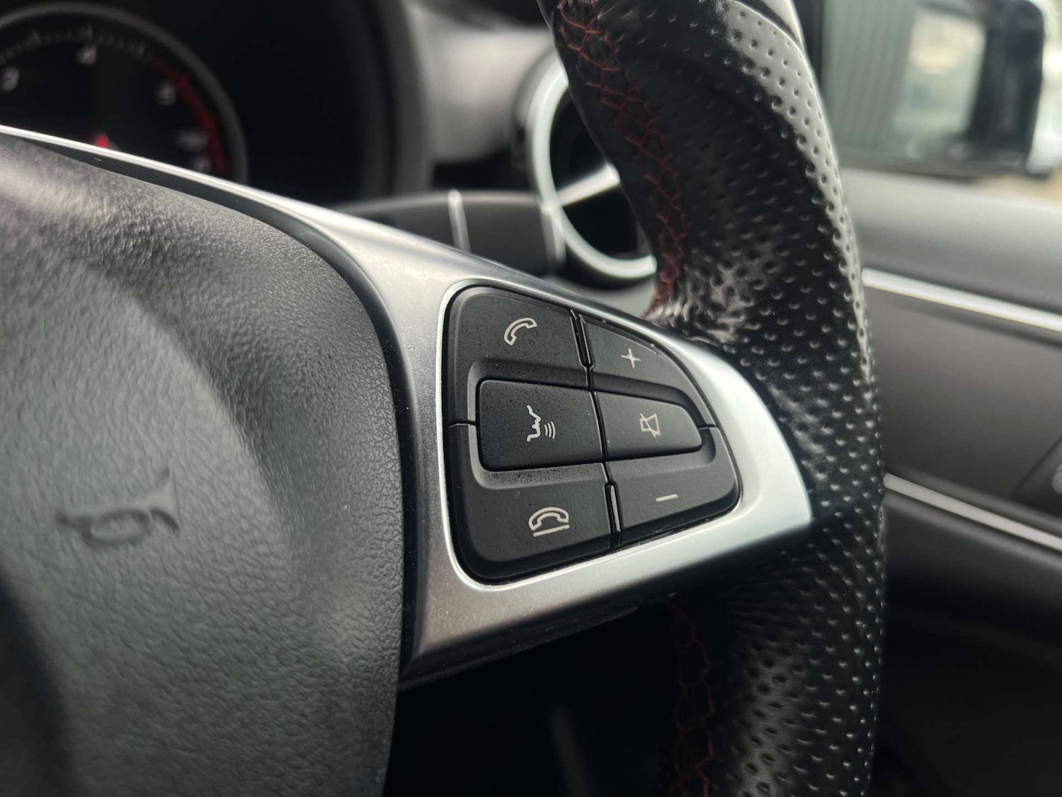 Used Mercedes-Benz B Class 2017 for sale - 76275285: Photo 34