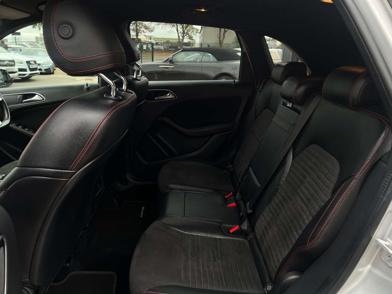 Used Mercedes-Benz B Class 2017 for sale - 76275285: Photo 78