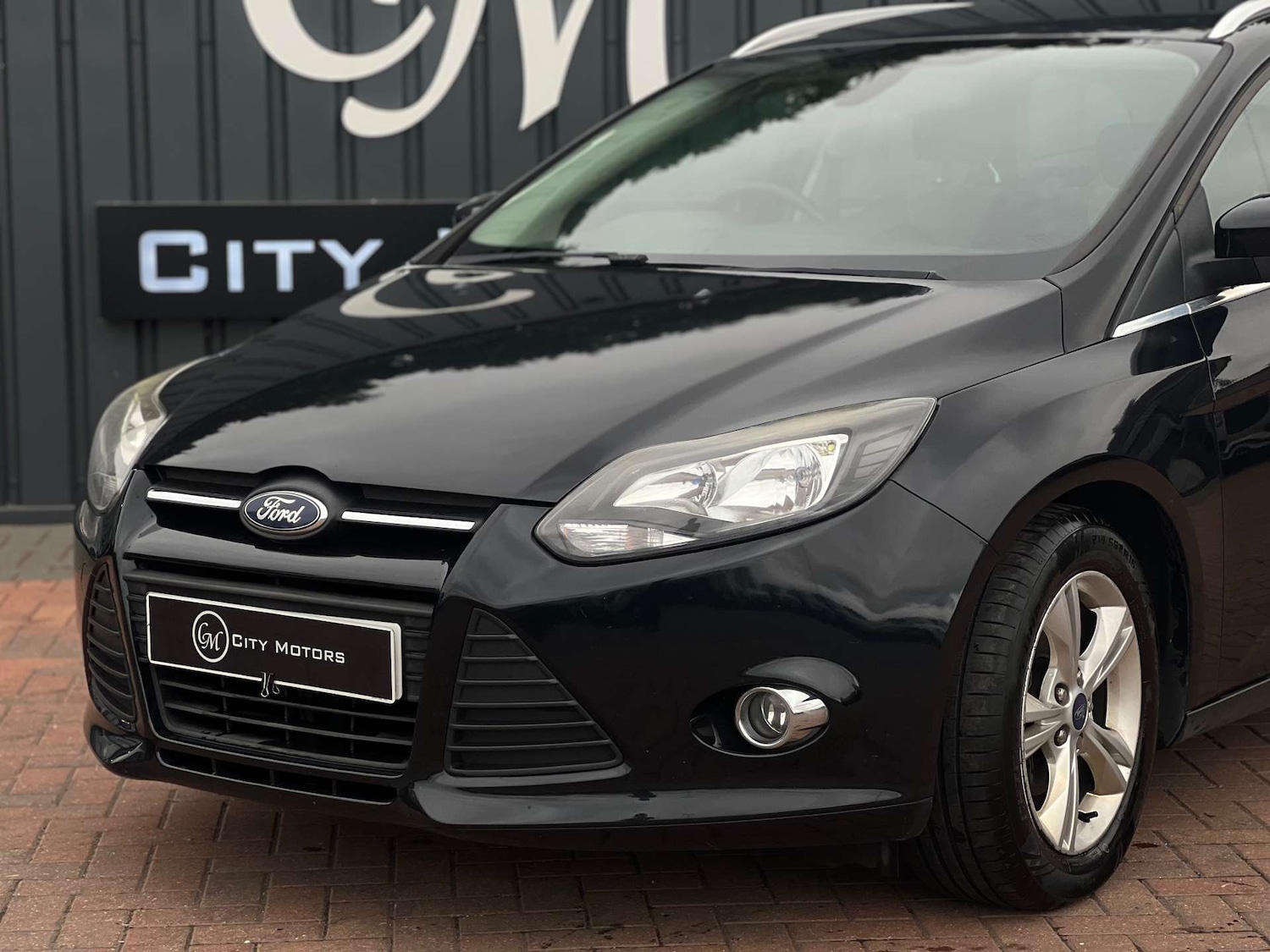 Used Ford Focus 2013 for sale - 76102733: Photo 2