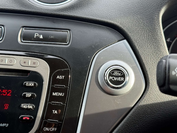 Used Ford Mondeo 2013 for sale - 75689879: Photo 32