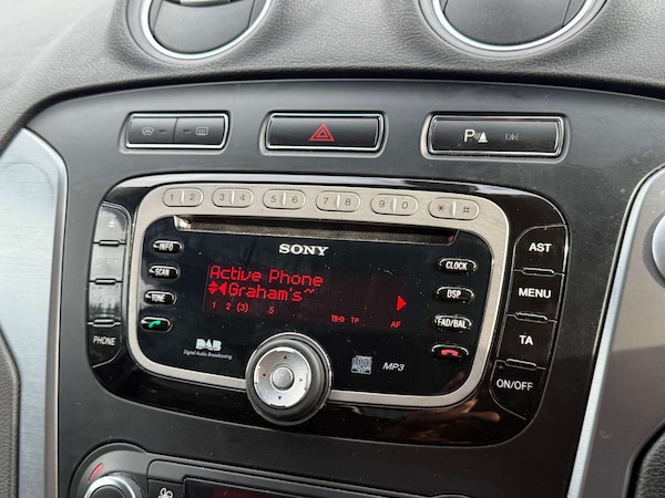 Used Ford Mondeo 2013 for sale - 75689879: Photo 33