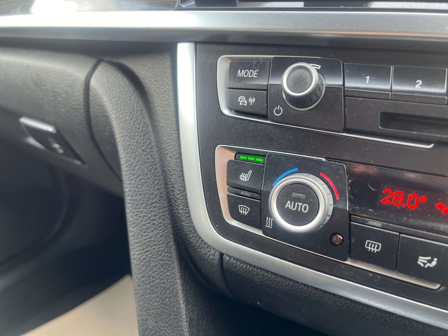 Used BMW 3 Series 2014 for sale - 77681294: Photo 29