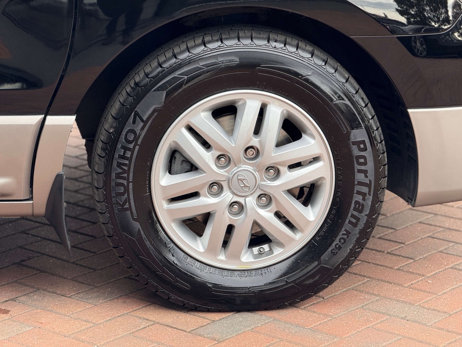 Used Hyundai i800 2016 for sale - 76017055: Photo 17