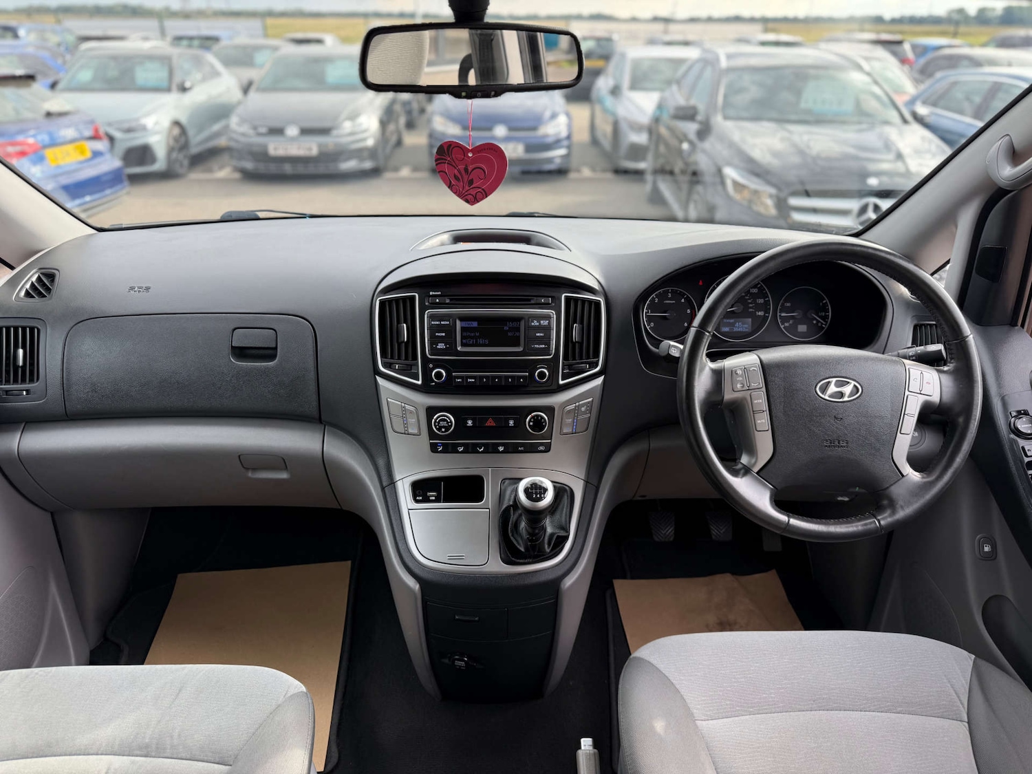 Used Hyundai i800 2016 for sale - 76017055: Photo 38