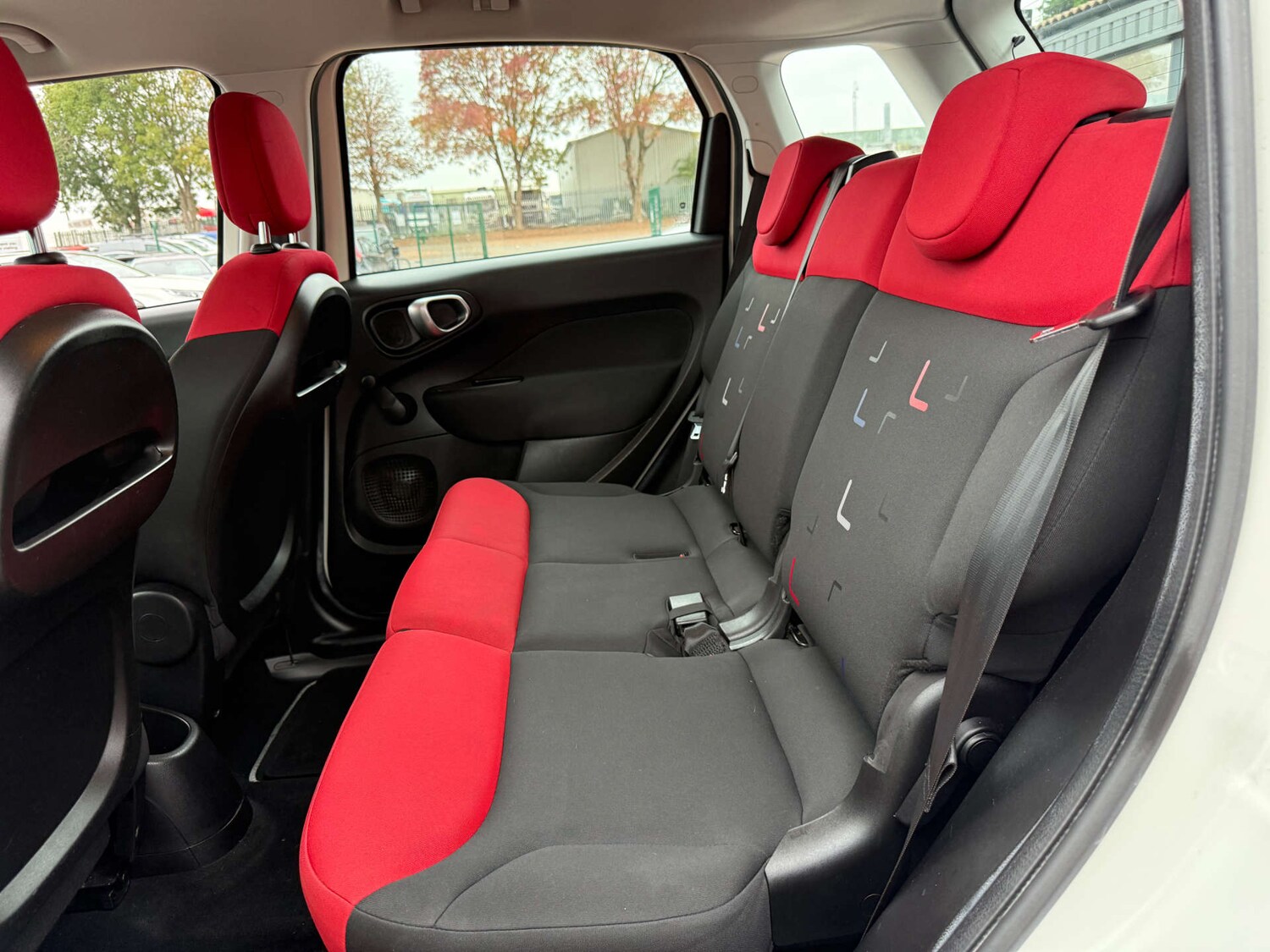 Used Fiat 500L 2017 for sale - 76102732: Photo 33