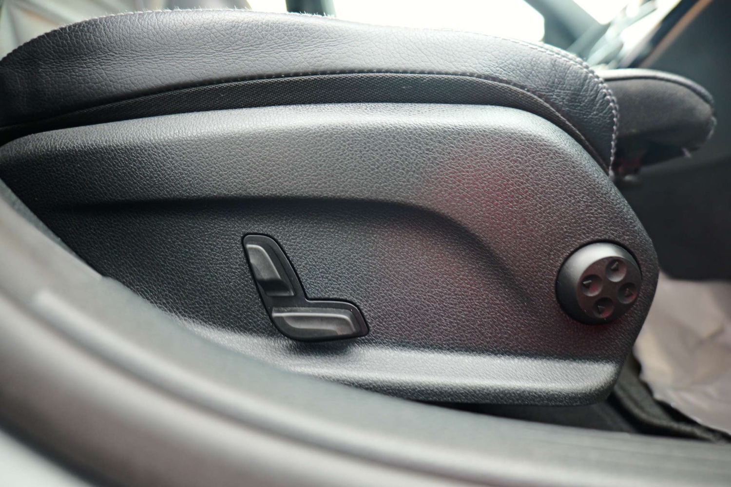 Used Mercedes-Benz C Class 2019 for sale - 76544304: Photo 23