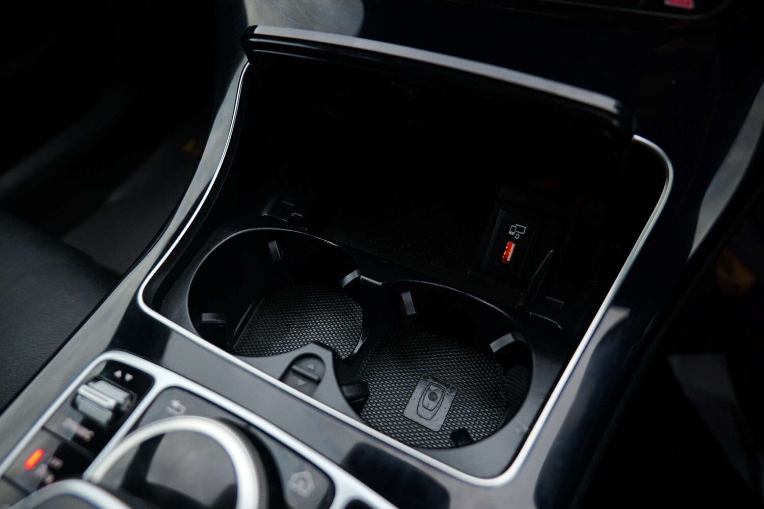 Used Mercedes-Benz C Class 2019 for sale - 76544304: Photo 50