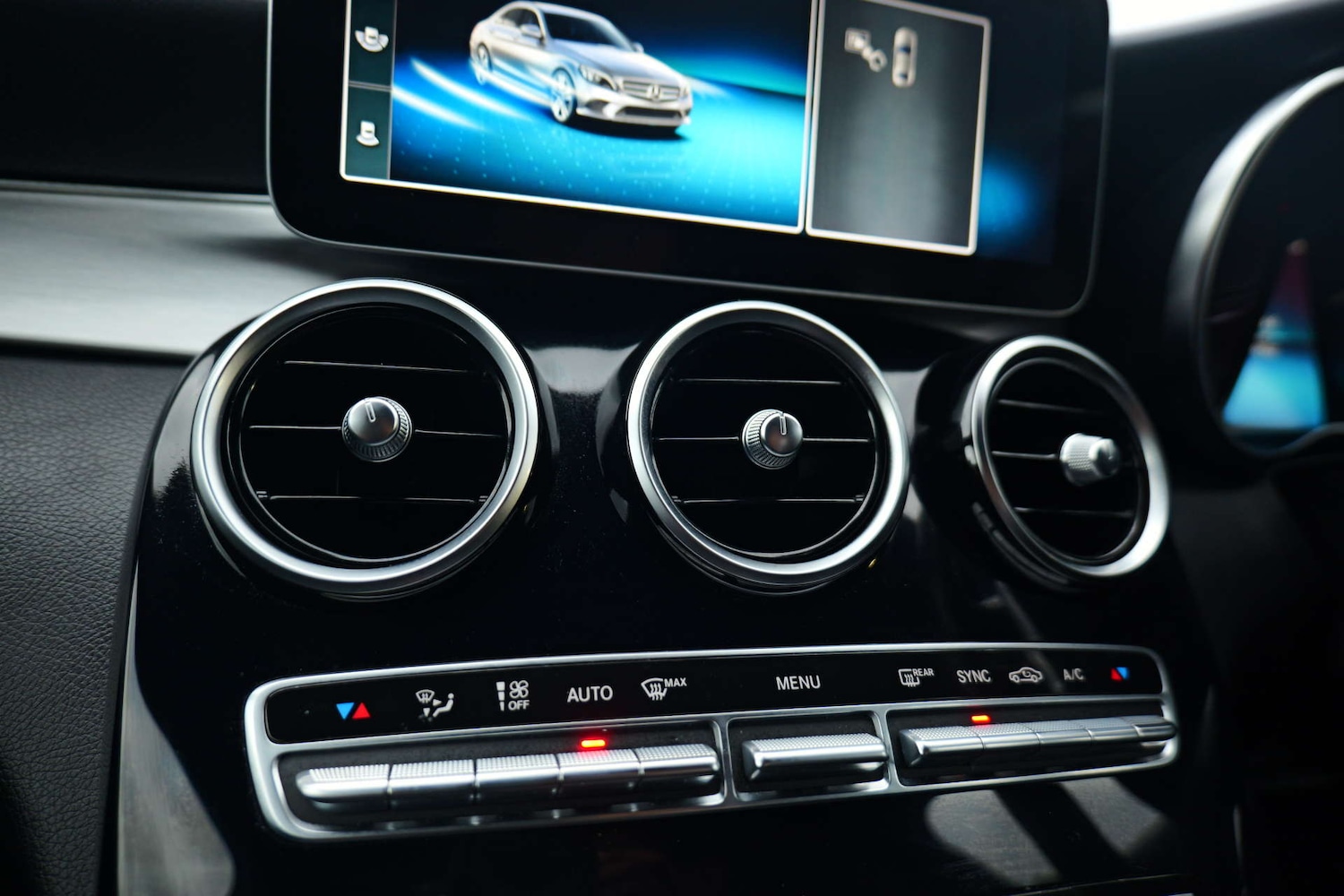 Used Mercedes-Benz C Class 2019 for sale - 76544304: Photo 53