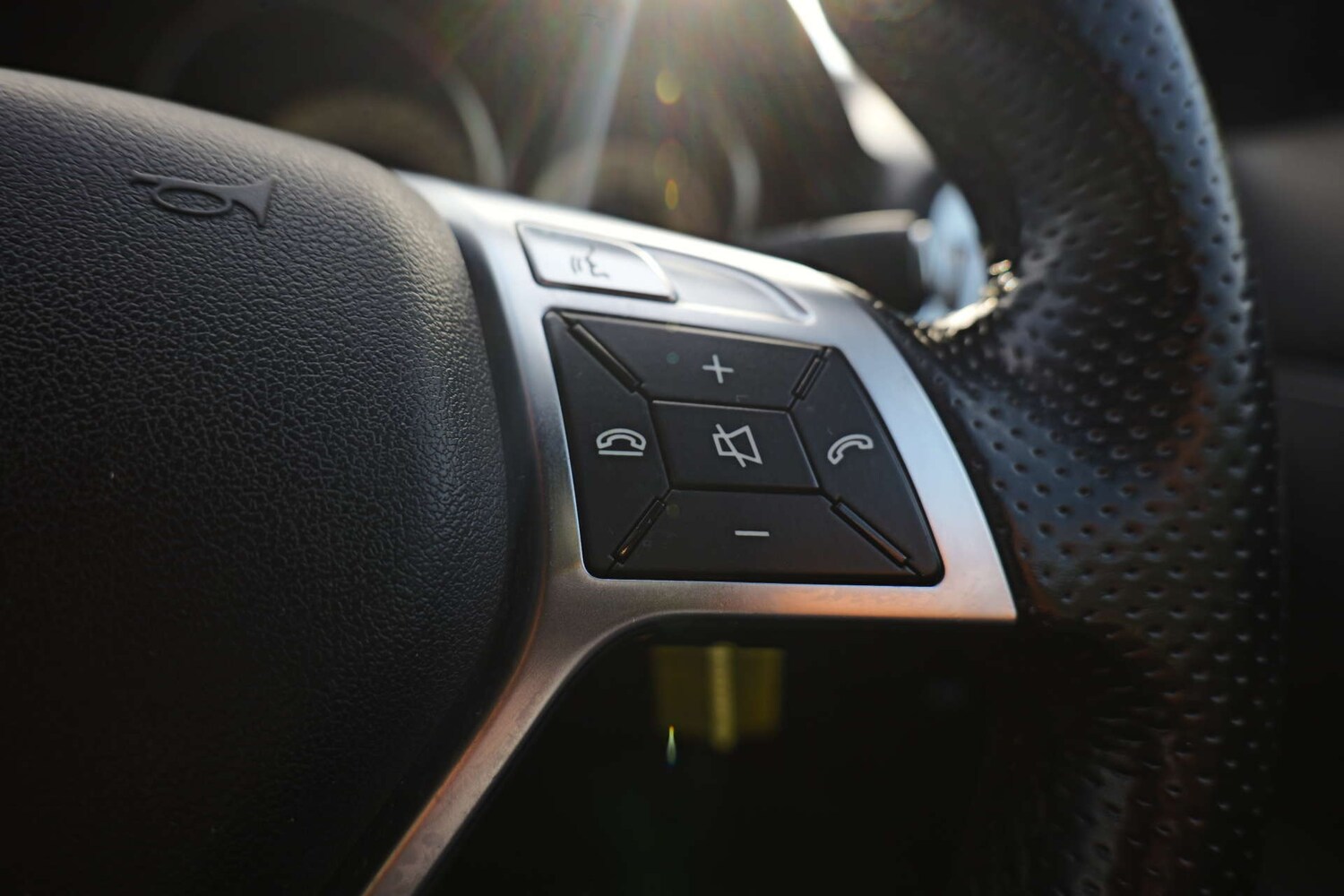 Used Mercedes-Benz E Class 2013 for sale - 76565644: Photo 33