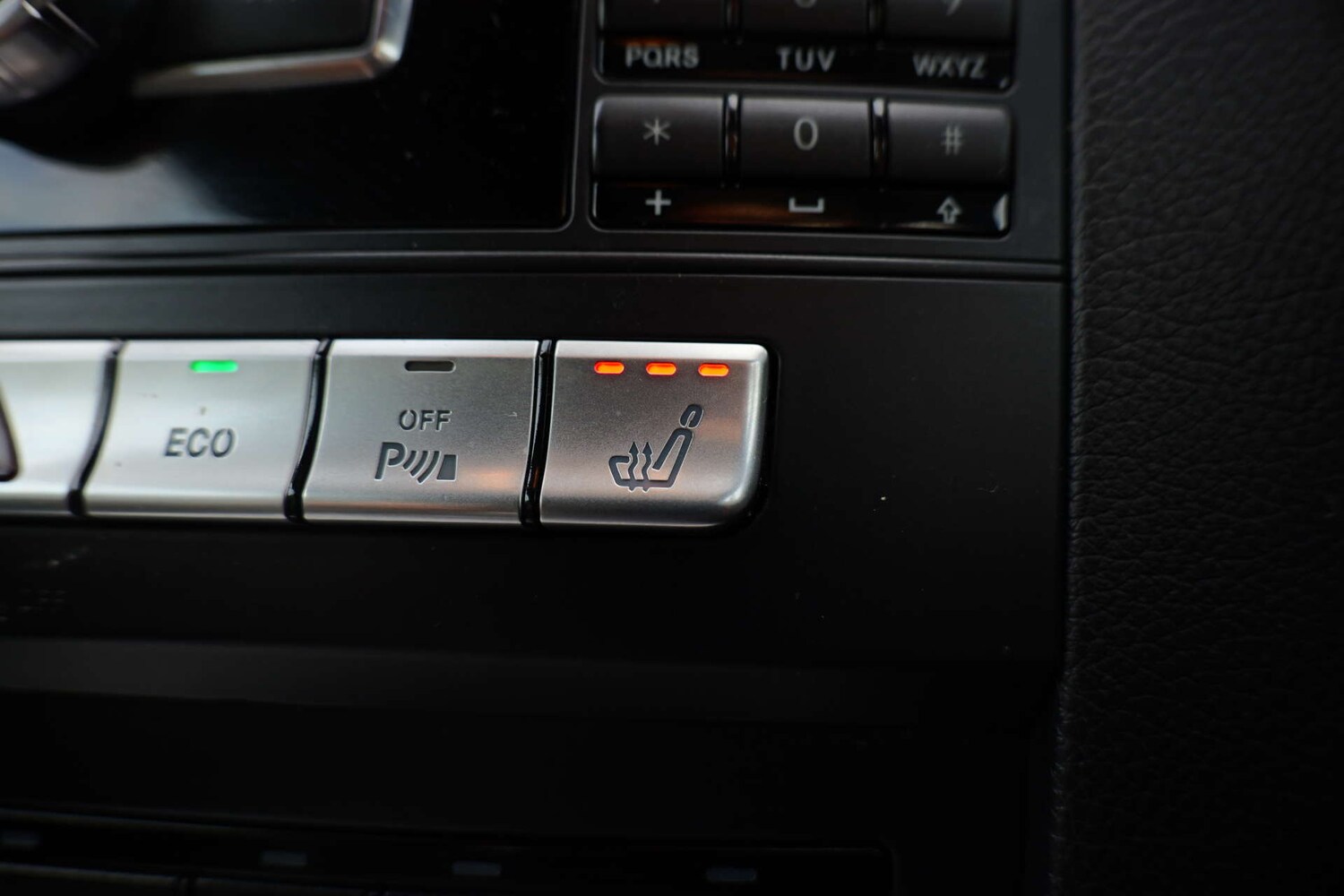 Used Mercedes-Benz E Class 2013 for sale - 76565644: Photo 40