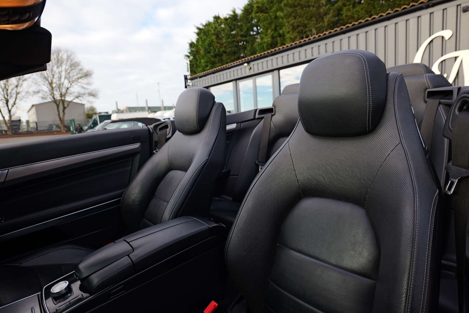 Used Mercedes-Benz E Class 2013 for sale - 76565644: Photo 53