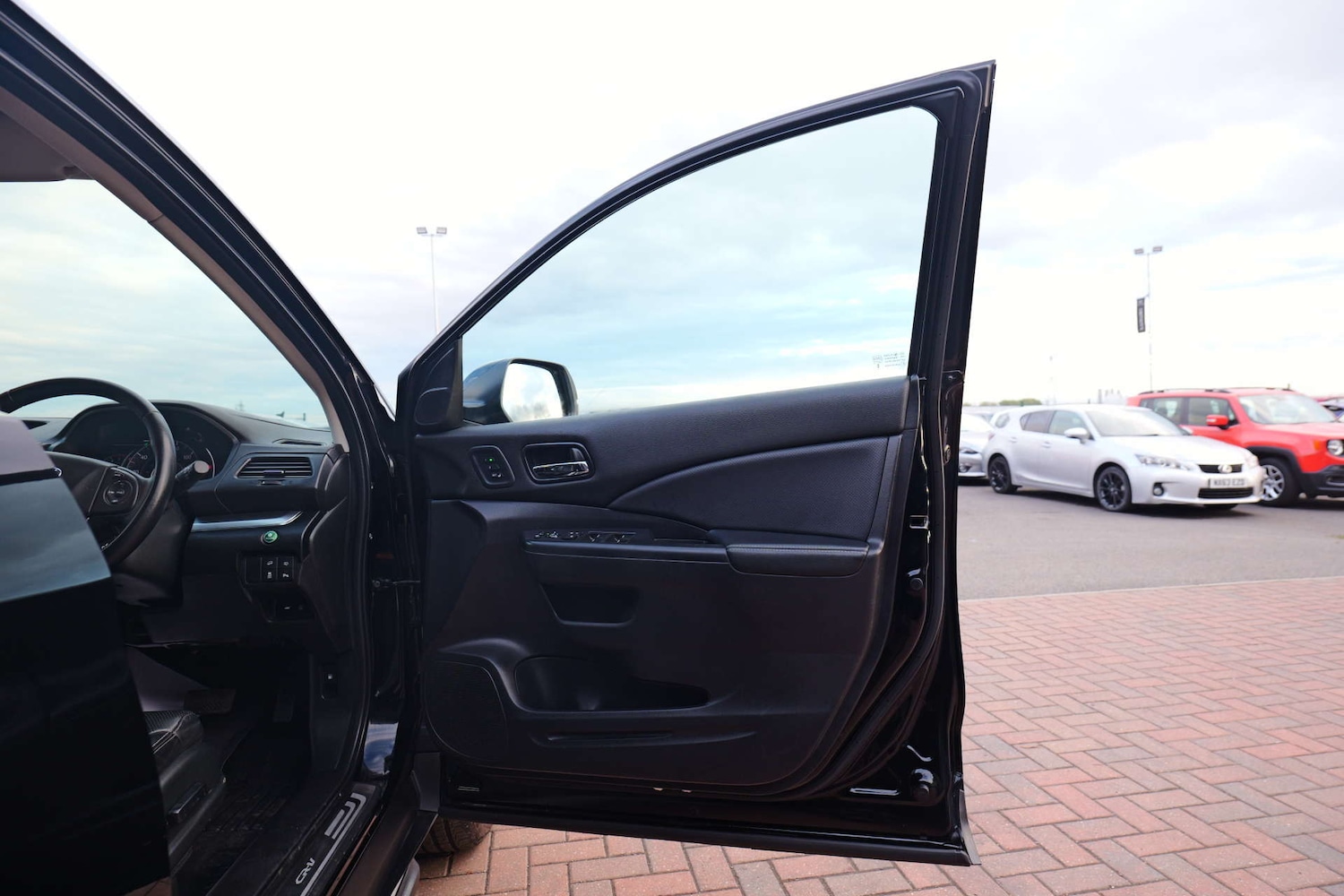 Used Honda CR-V 2015 for sale - 76356034: Photo 29