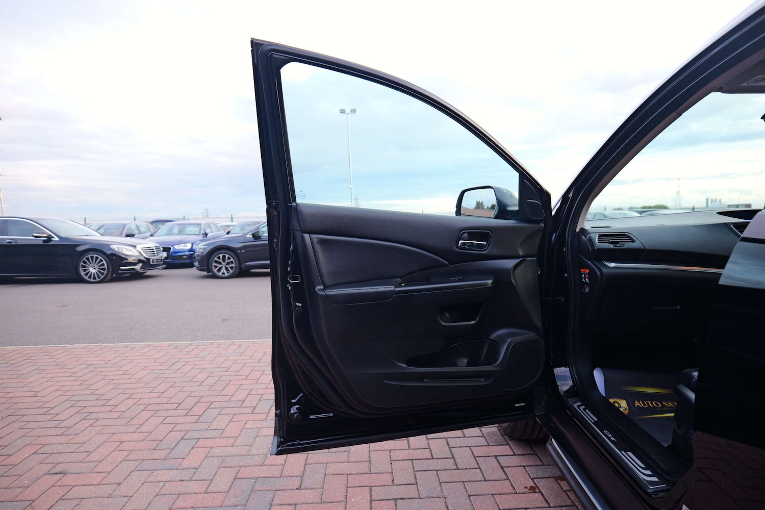 Used Honda CR-V 2015 for sale - 76356034: Photo 75