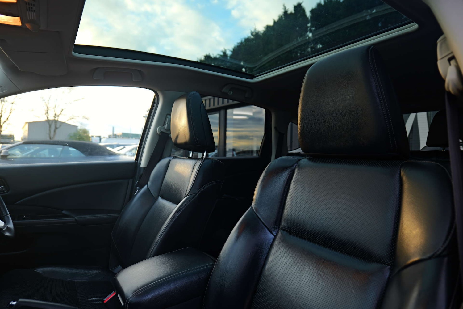 Used Honda CR-V 2015 for sale - 76356034: Photo 76