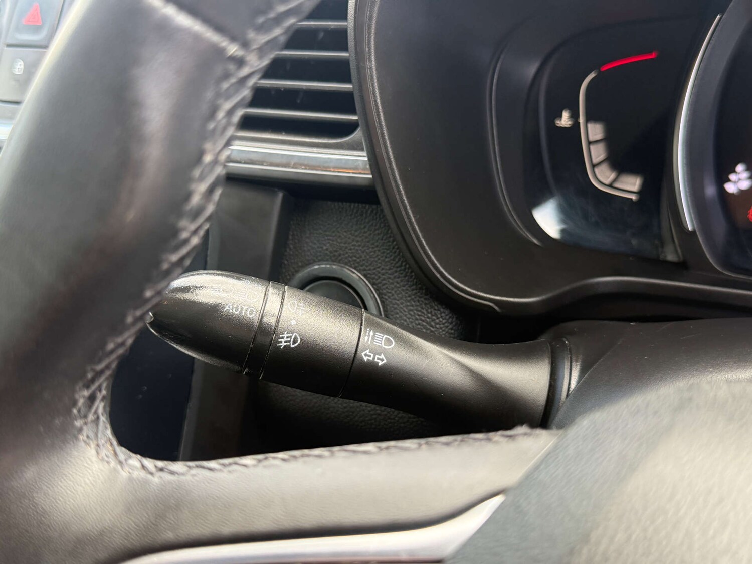 Used Renault Kadjar 2020 for sale - 76278071: Photo 65