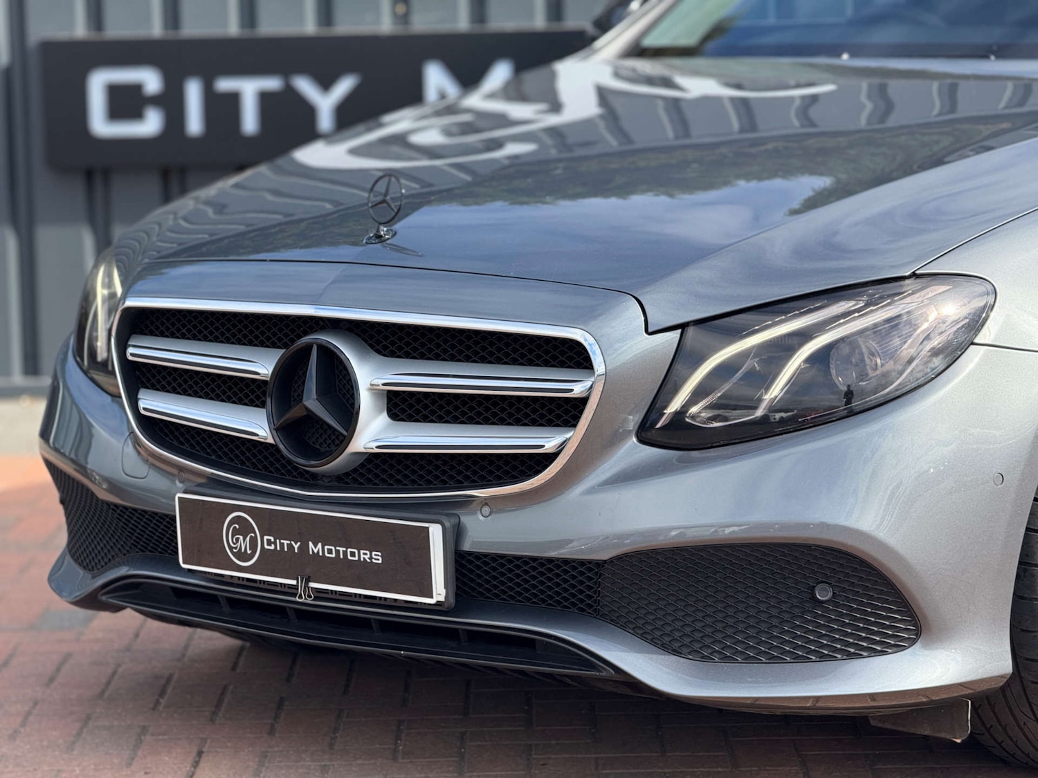 Used Mercedes-Benz E-Class 2017 for sale - 76048845: Photo 11