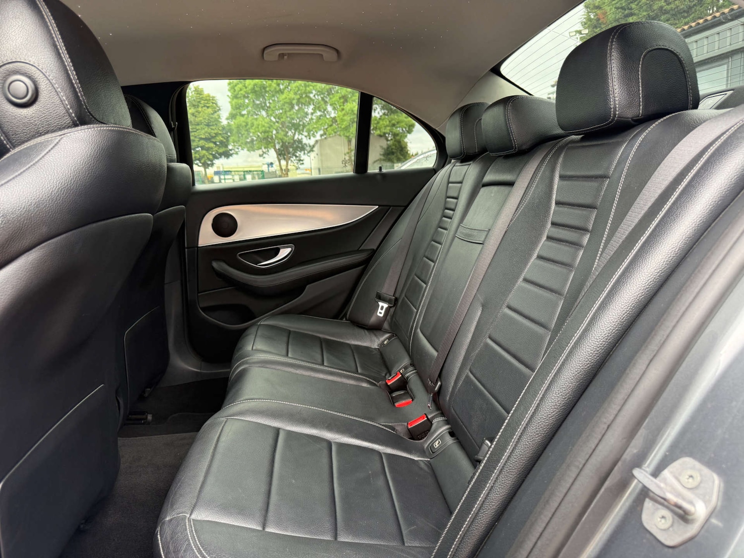 Used Mercedes-Benz E-Class 2017 for sale - 76048845: Photo 32
