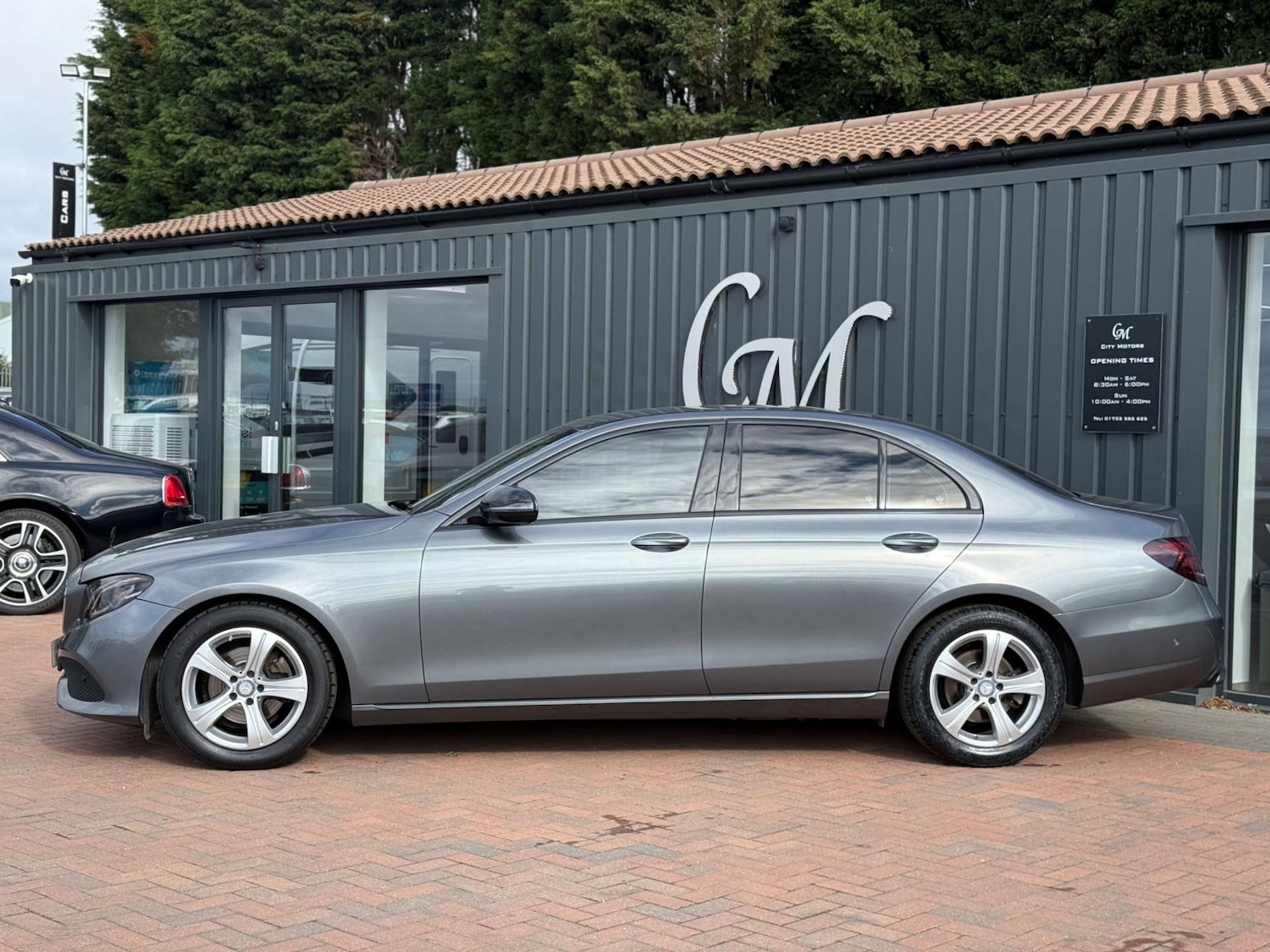 Used Mercedes-Benz E-Class 2017 for sale - 76048845: Photo 9
