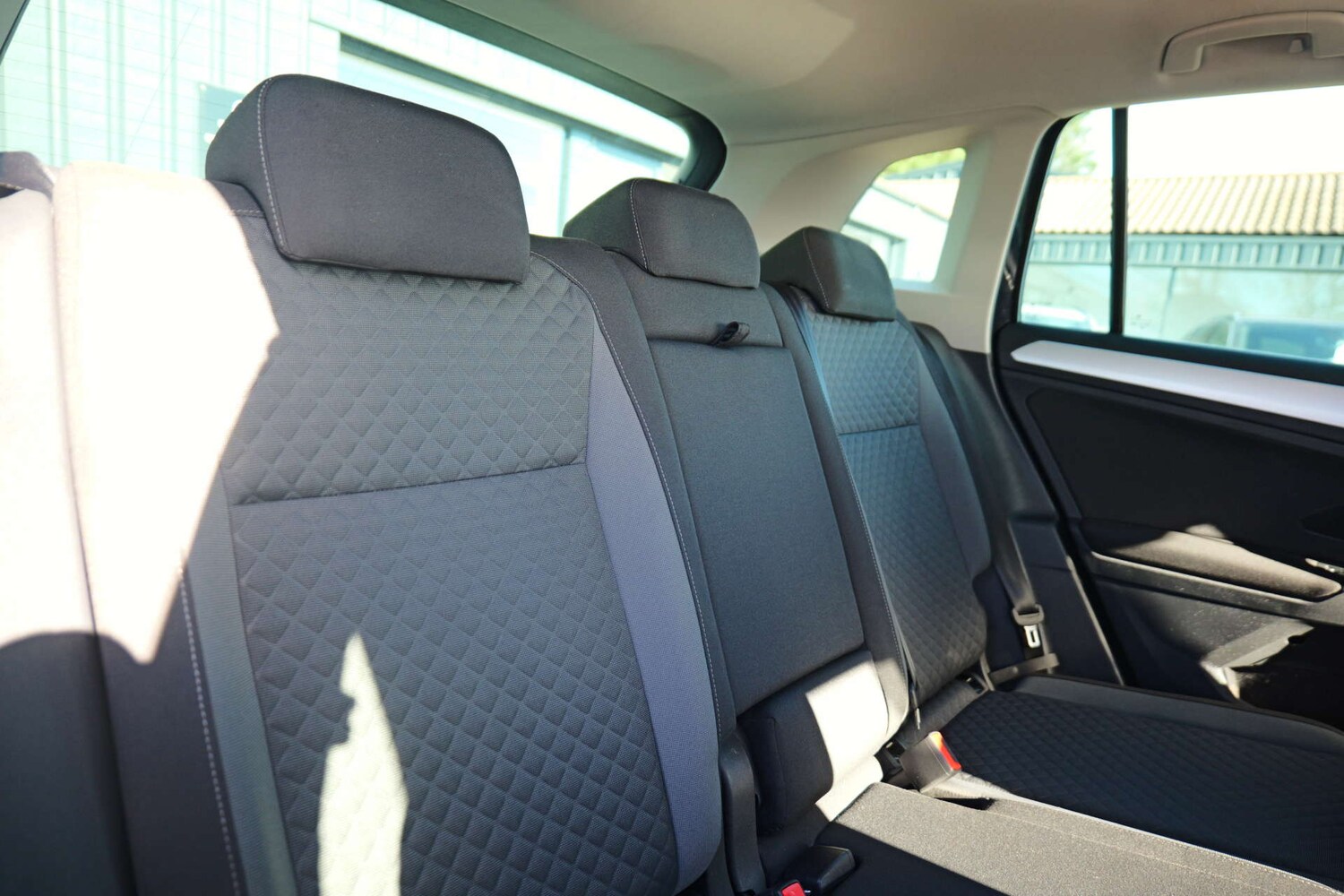 Used Volkswagen Tiguan 2016 for sale - 76367347: Photo 30