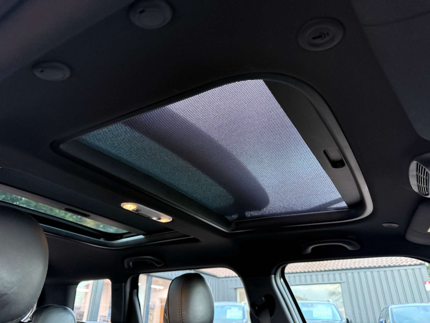 Used MINI Clubman 2017 for sale - 76846927: Photo 28