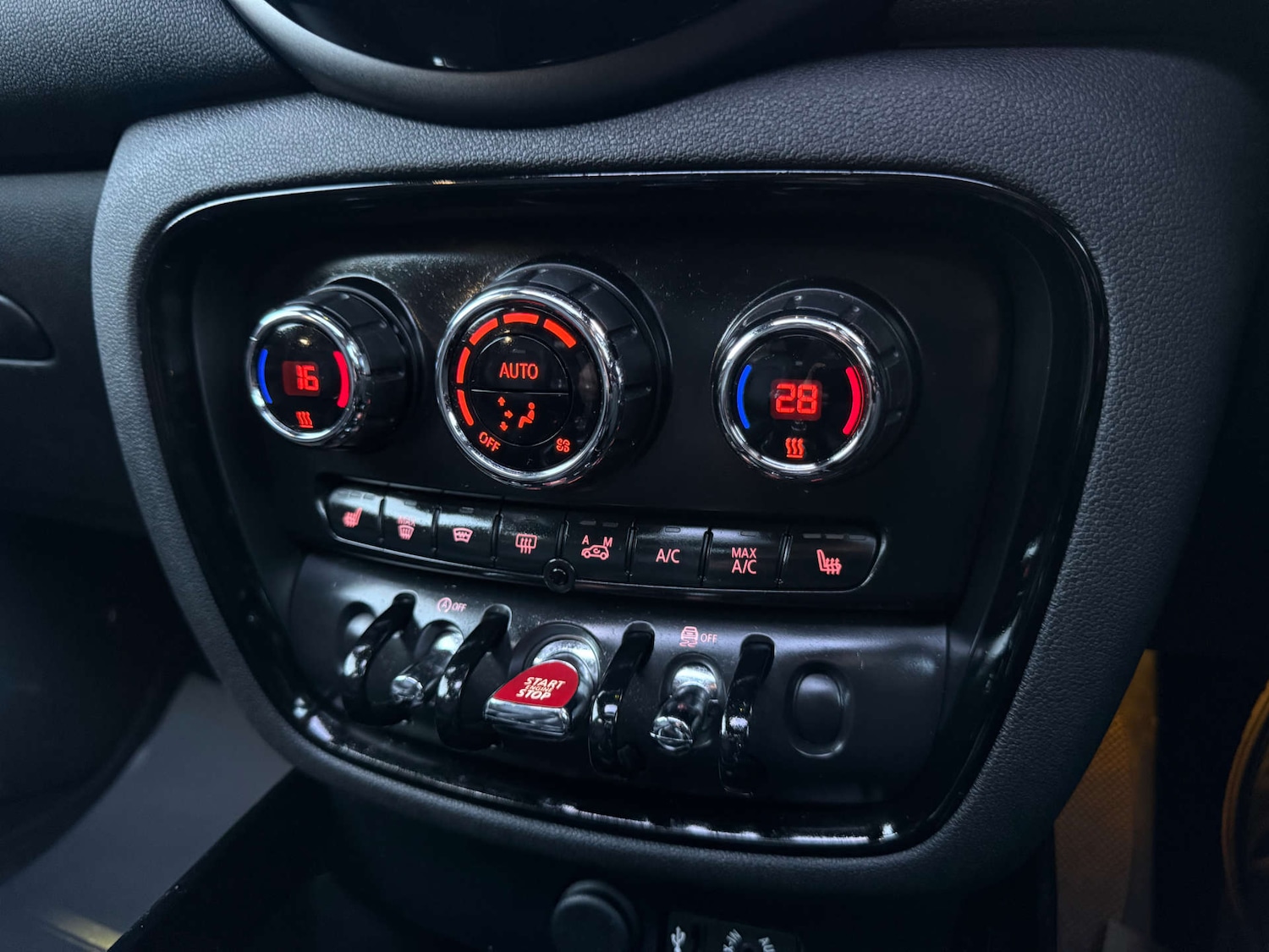 Used MINI Clubman 2017 for sale - 76846927: Photo 32