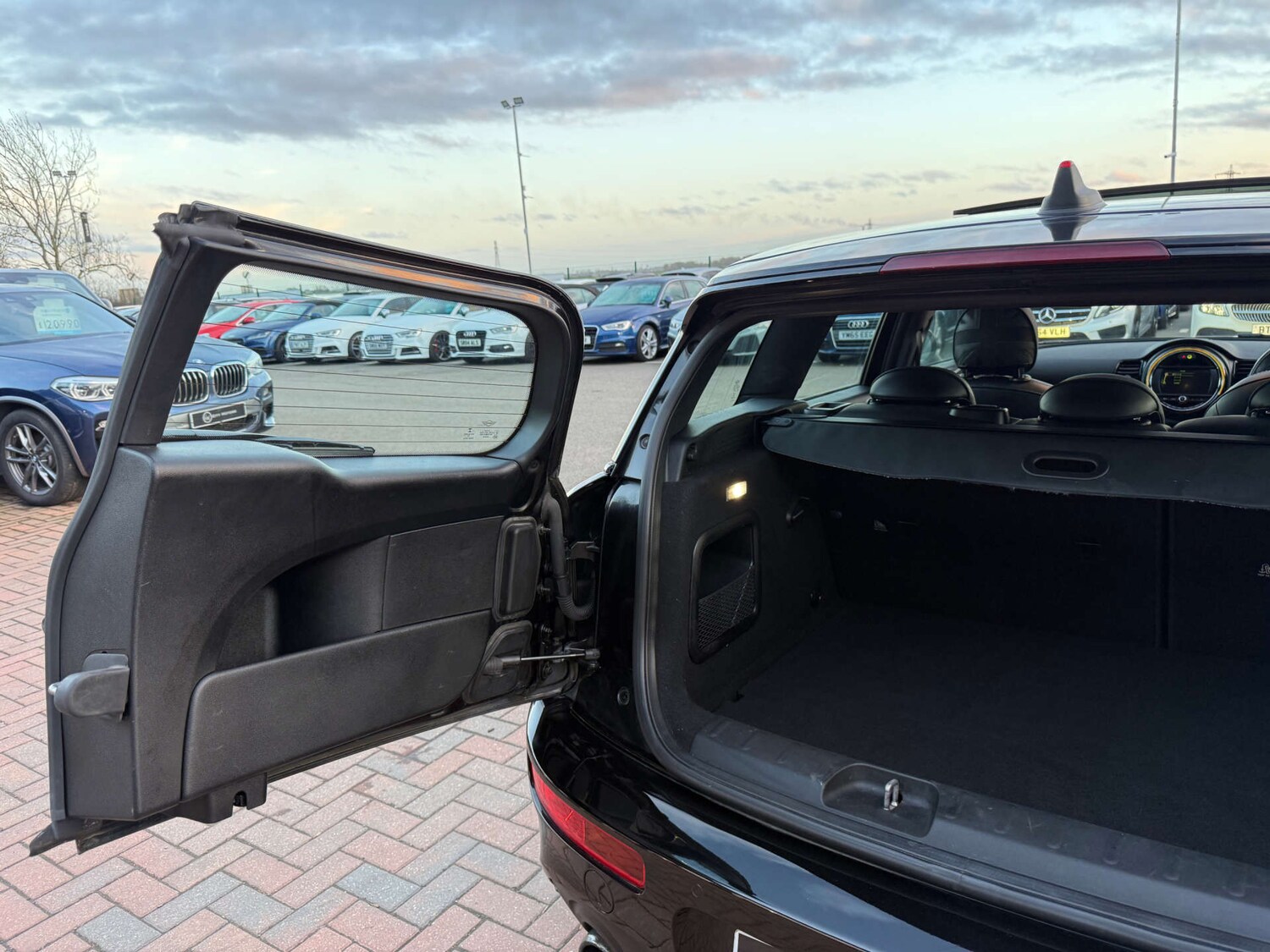 Used MINI Clubman 2017 for sale - 76846927: Photo 64