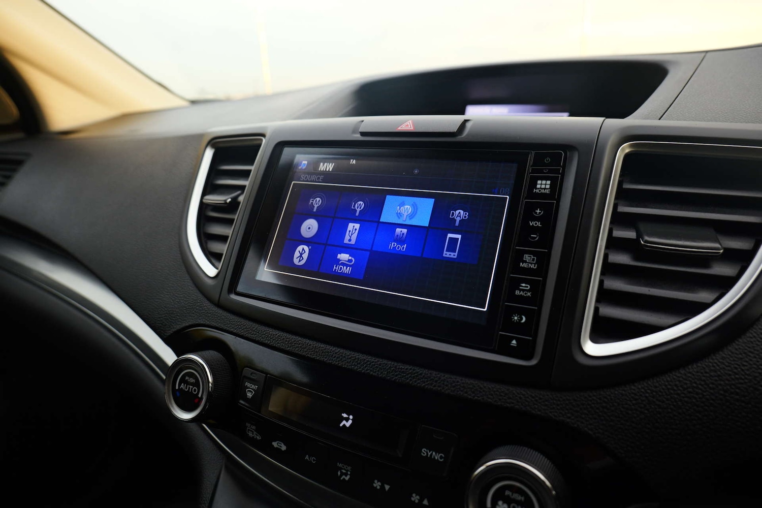 Used Honda CR-V 2015 for sale - 76491006: Photo 30