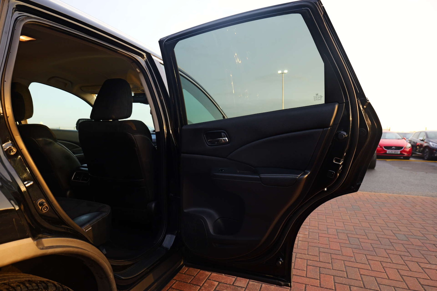 Used Honda CR-V 2015 for sale - 76491006: Photo 50