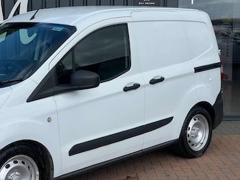 Used Ford Transit Courier 2015 for sale - 78083593: Photo
