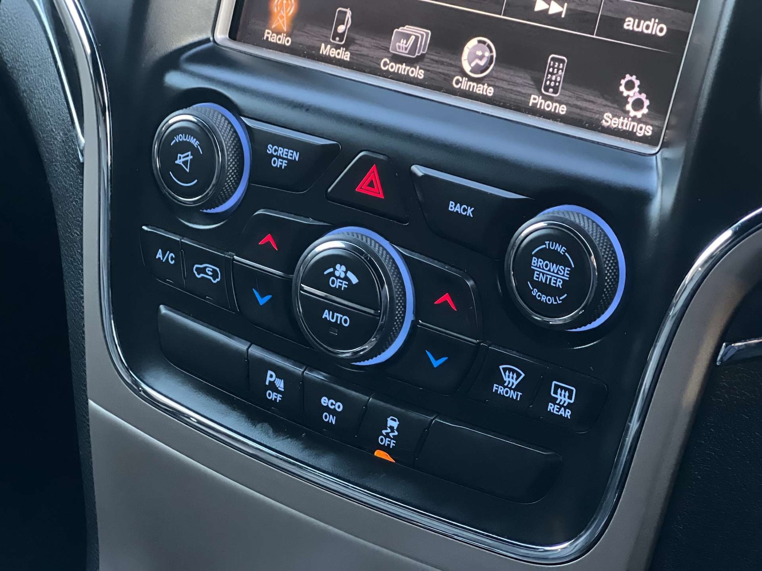 Used Jeep Grand Cherokee 2014 for sale - 77393366: Photo 28