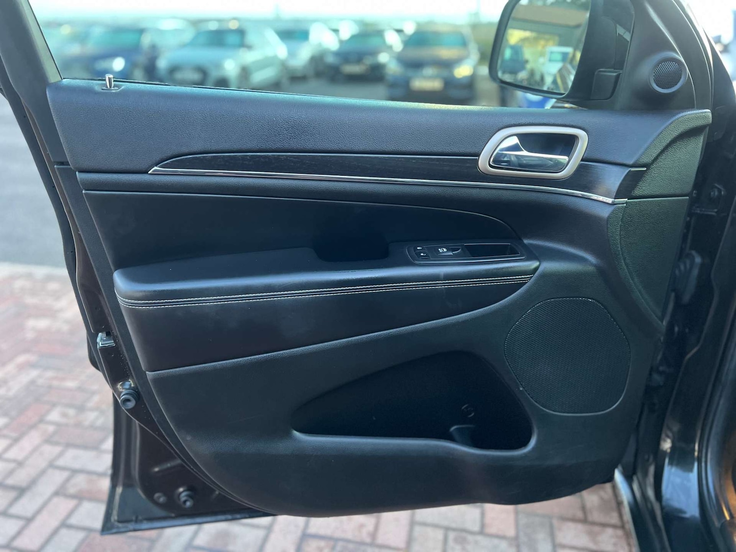 Used Jeep Grand Cherokee 2014 for sale - 77393366: Photo 51