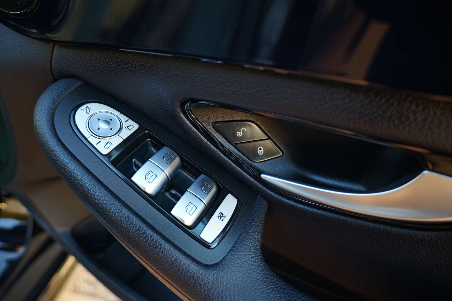 Used Mercedes-Benz C Class 2019 for sale - 76767895: Photo 17