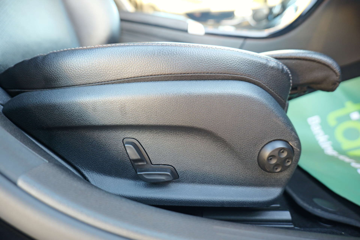 Used Mercedes-Benz C Class 2019 for sale - 76767895: Photo 22