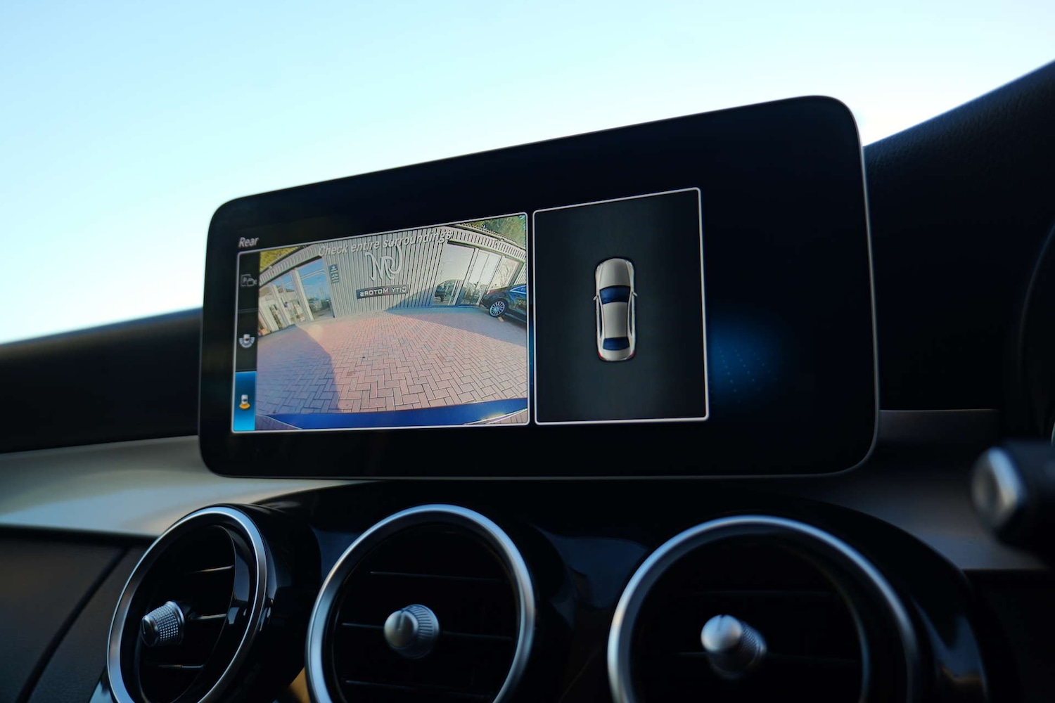 Used Mercedes-Benz C Class 2019 for sale - 76767895: Photo 34