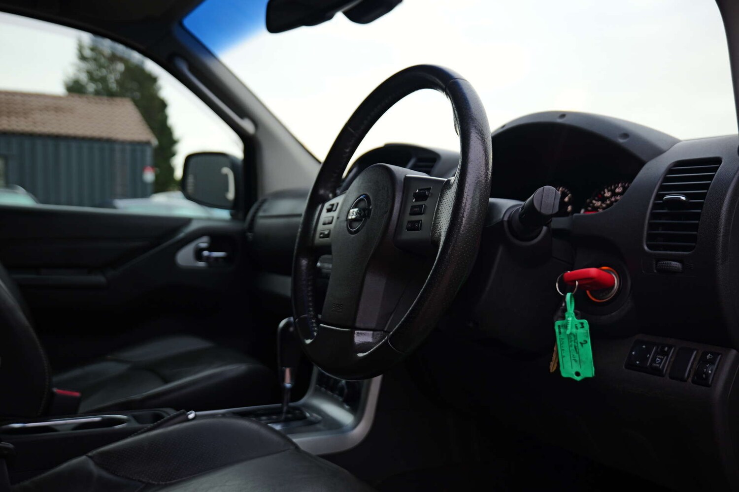 Used Nissan Navara 2014 for sale - 76720442: Photo 25