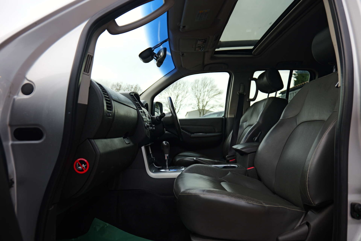 Used Nissan Navara 2014 for sale - 76720442: Photo 54