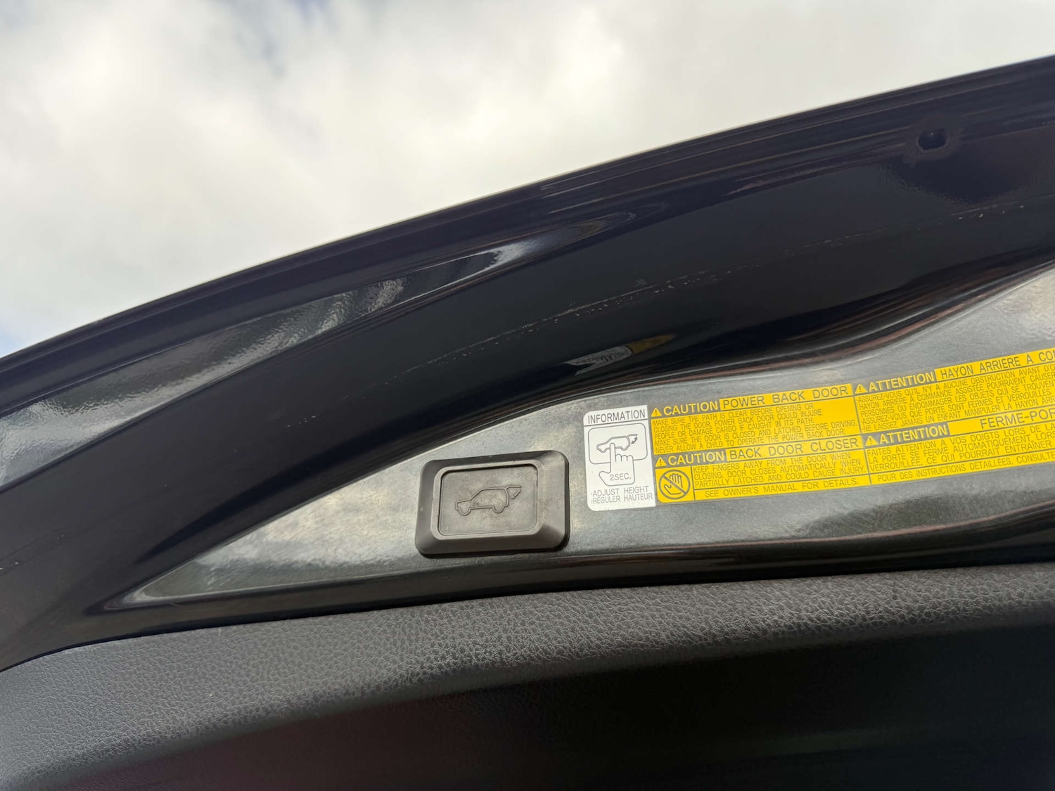 Used Toyota RAV4 2013 for sale - 75920608: Photo 25