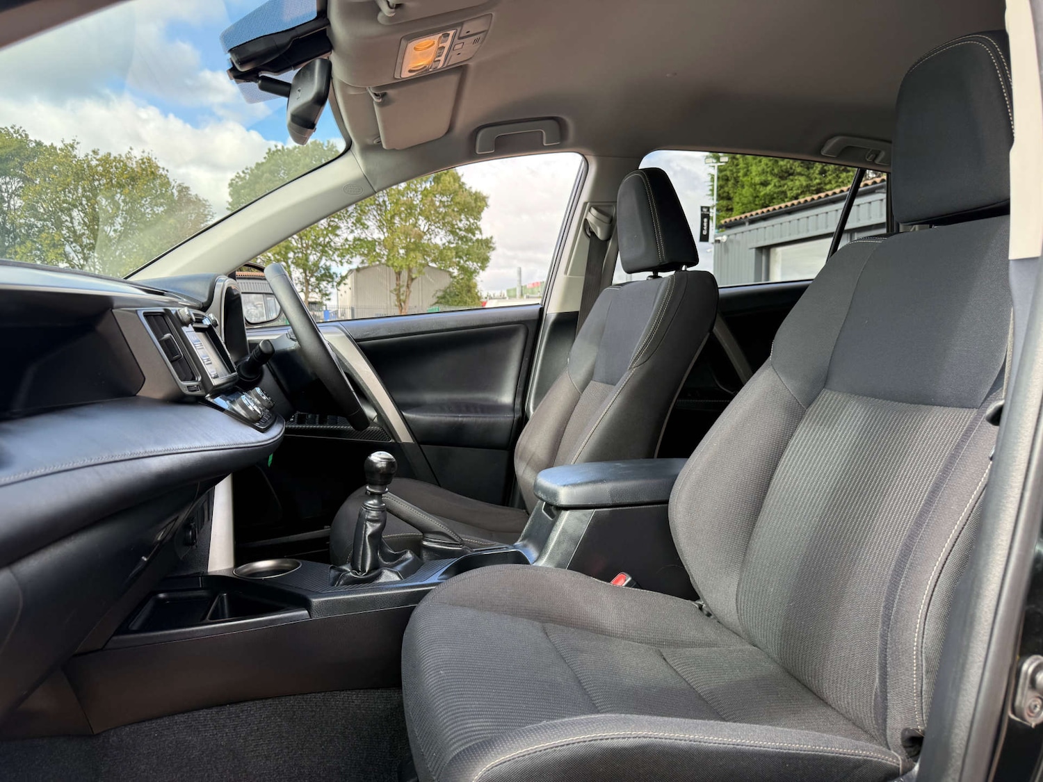 Used Toyota RAV4 2013 for sale - 75920608: Photo 46