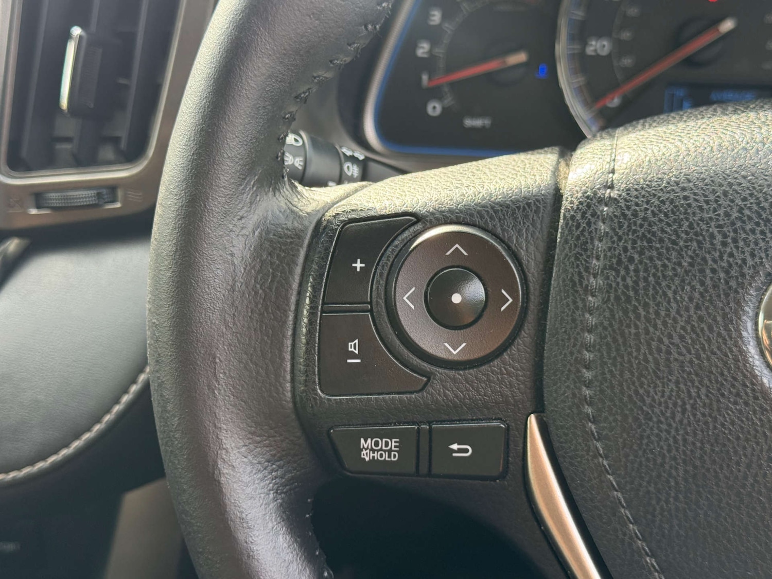 Used Toyota RAV4 2013 for sale - 75920608: Photo 62