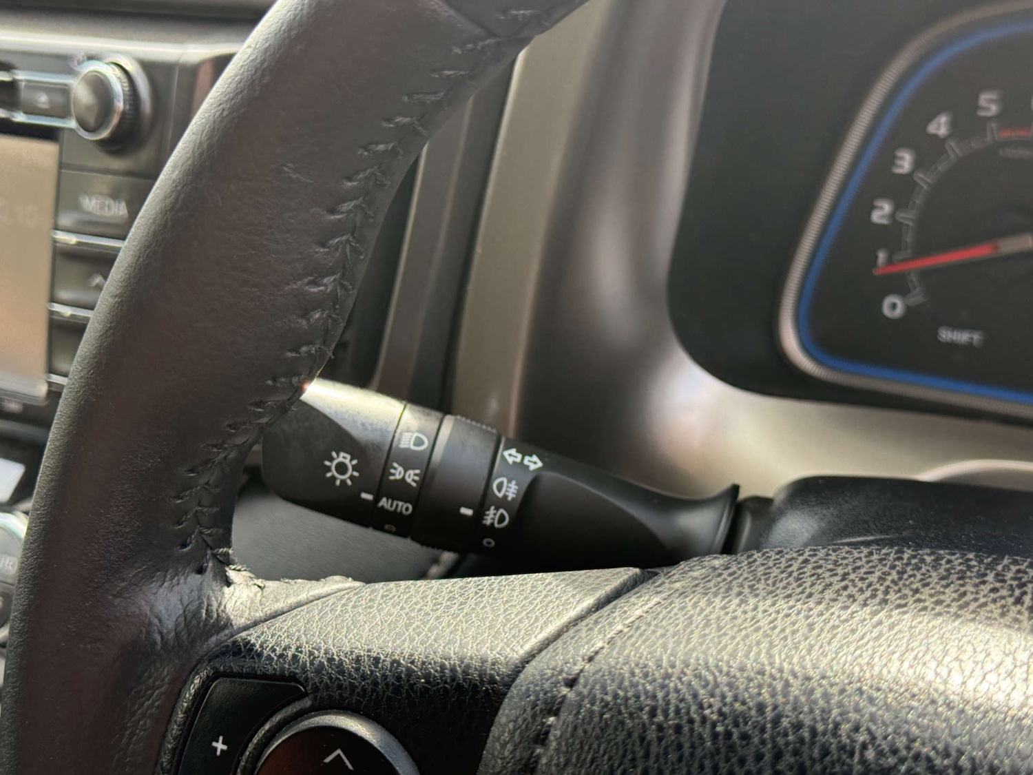 Used Toyota RAV4 2013 for sale - 75920608: Photo 64