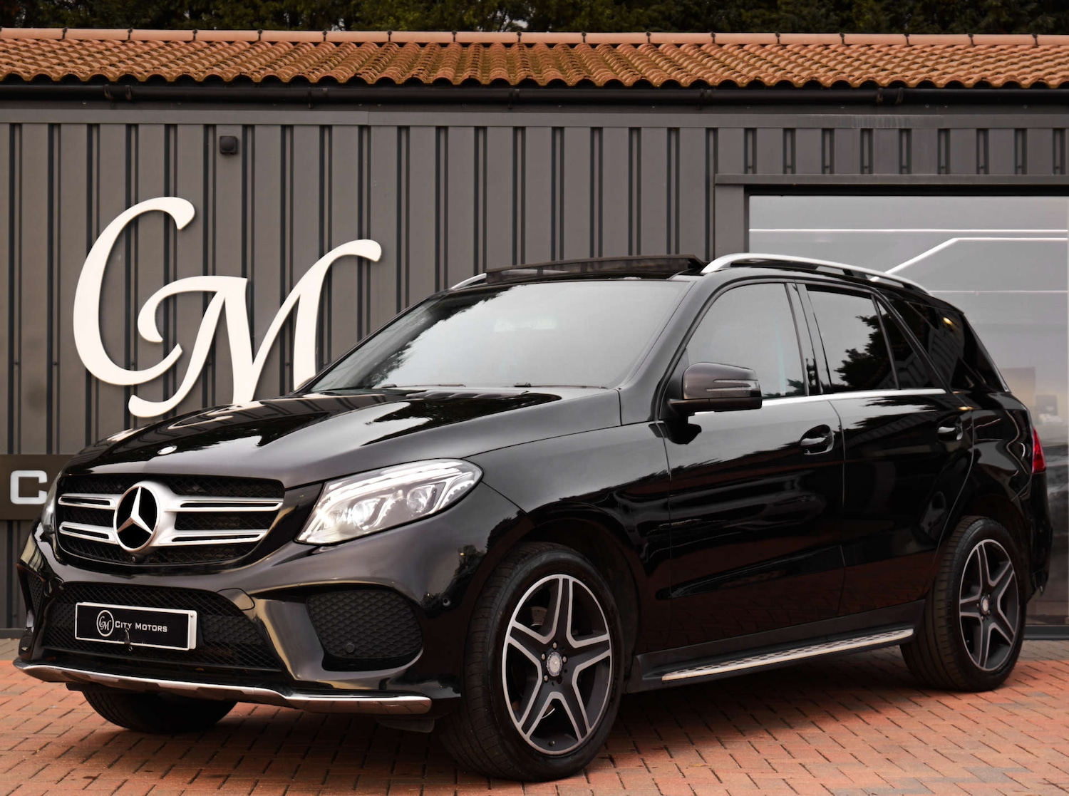 Used Mercedes-Benz GLE 2016 for sale - 76414881: Photo 1